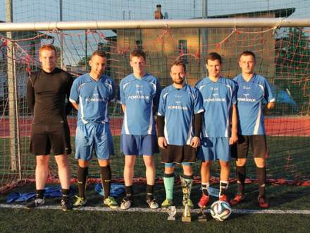 Ogłoszenie wyniku konsultacji z mieszkańcami gminy Strumień 2015-06-22 Ogłoszenie wyniku konsultacji z mieszkańcami gminy Strumień	  Ogłoszenie o wyniku konsultacji z mieszkańcami projektu uchwały  w sprawie określenia warunków i trybu składania deklaracj